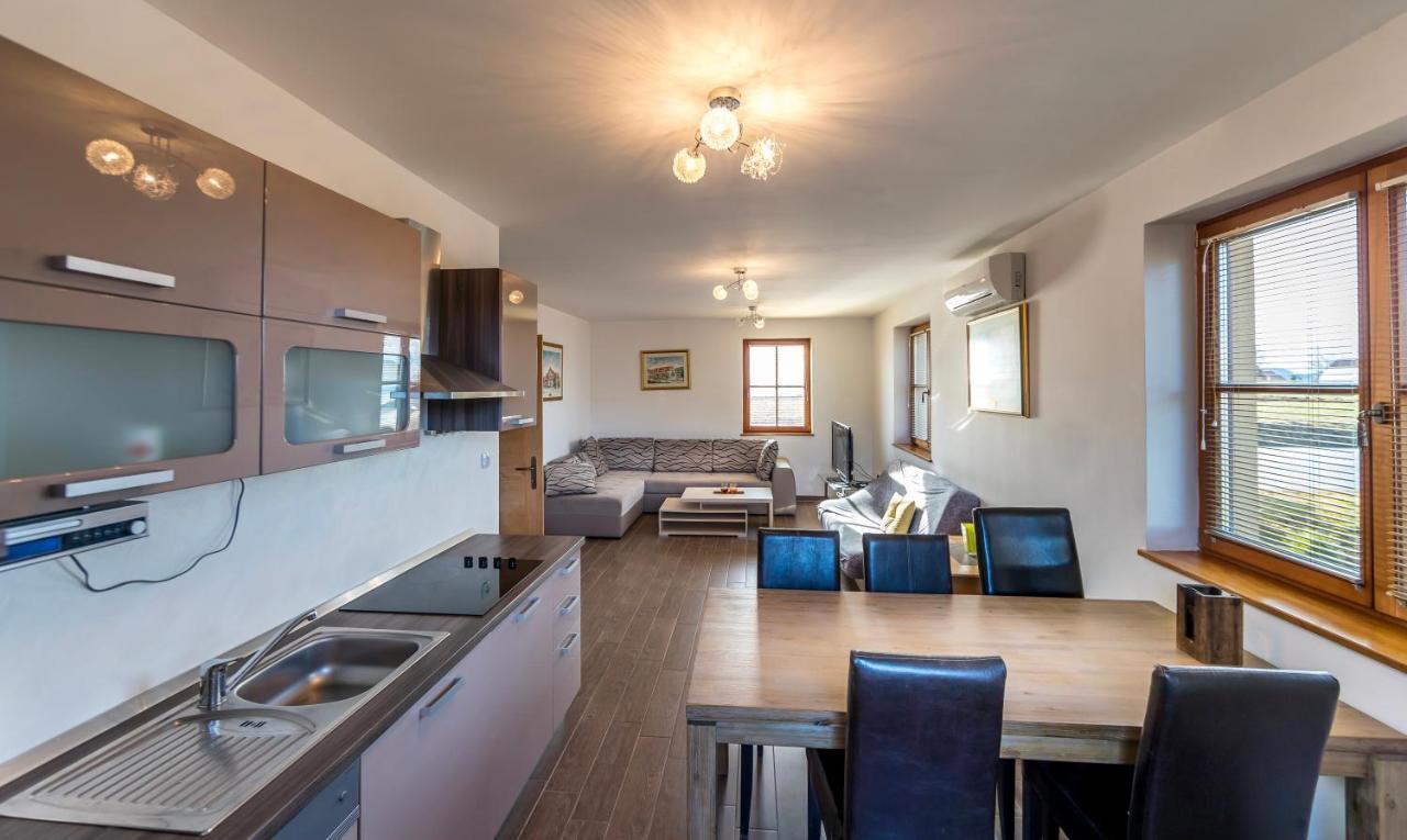 Apartmaji Smogavc Zreče Exteriör bild